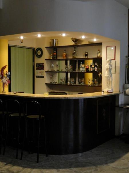 Pokoje Hotelowe Dux Łódź Esterno foto