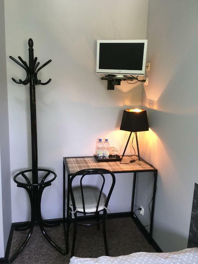Pokoje Hotelowe Dux Łódź Esterno foto