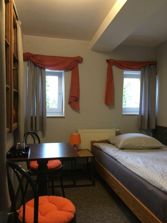 Pokoje Hotelowe Dux Łódź Esterno foto